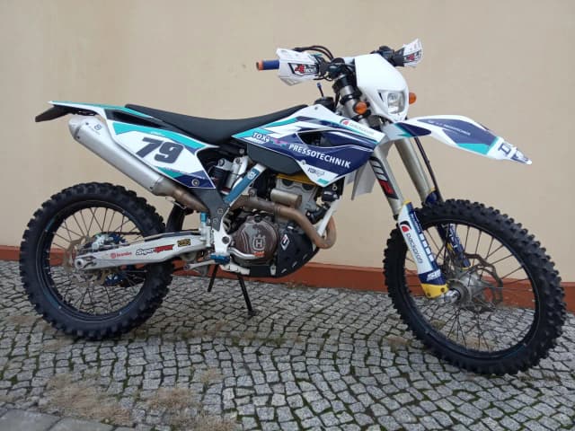 Husqvarna 250 4T – pełna specyfikacja, opinie i porównania modeli