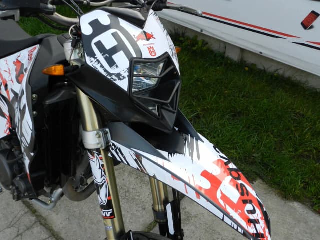Najlepsze okleiny do Husqvarna SM 125 – styl i oszczędność w jednym