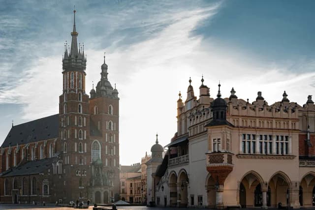 Trasy motocyklowe Kraków: odkryj najpiękniejsze trasy w okolicy