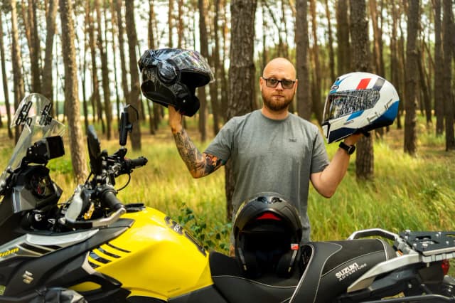 Jak wybrać kask motocyklowy, aby zapewnić sobie maksymalne bezpieczeństwo
