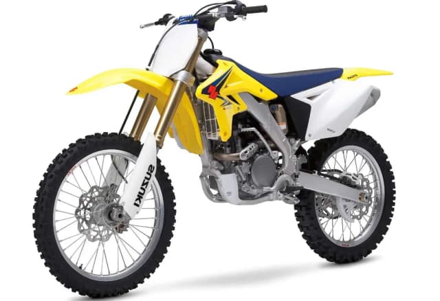 Jaki motor enduro wybrać, aby uniknąć kosztownych błędów?